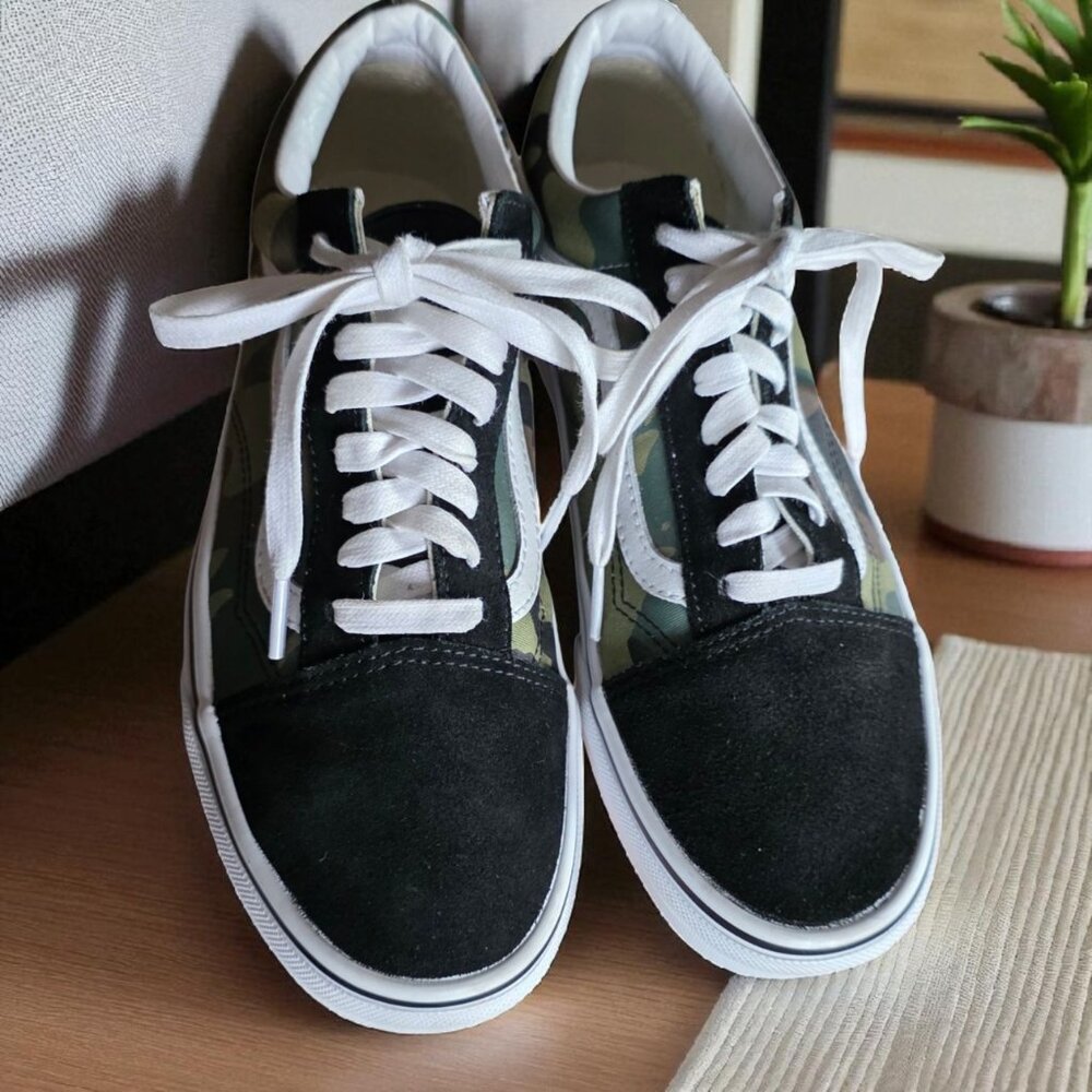 VAN'S OLD SKOOL (7.5//9) Unisex Low Skate Camo Canvas Black Suede - Picture 3 of 11